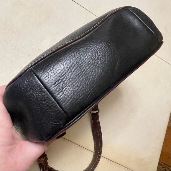 Vintage Coach Leather Shoulder Bag Black Brown Purse Twist lock - Picture 5 of 8